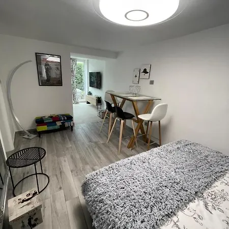 Apartment Lux Garden Koper